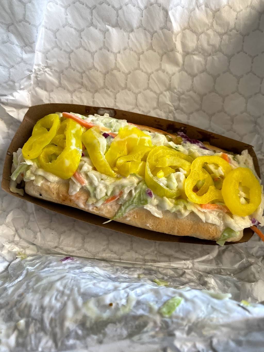 Clay Dawgs | restaurant | 546 N Gilbert Rd, Gilbert, AZ 85234, USA | 4808133727 OR +1 480-813-3727