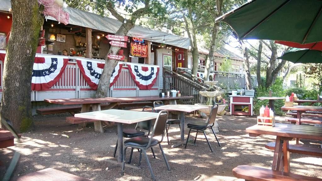 Smokehouse Bistro | restaurant | 6811 Laguna Park Way, Sebastopol, CA 95472, USA | 7078293277 OR +1 707-829-3277