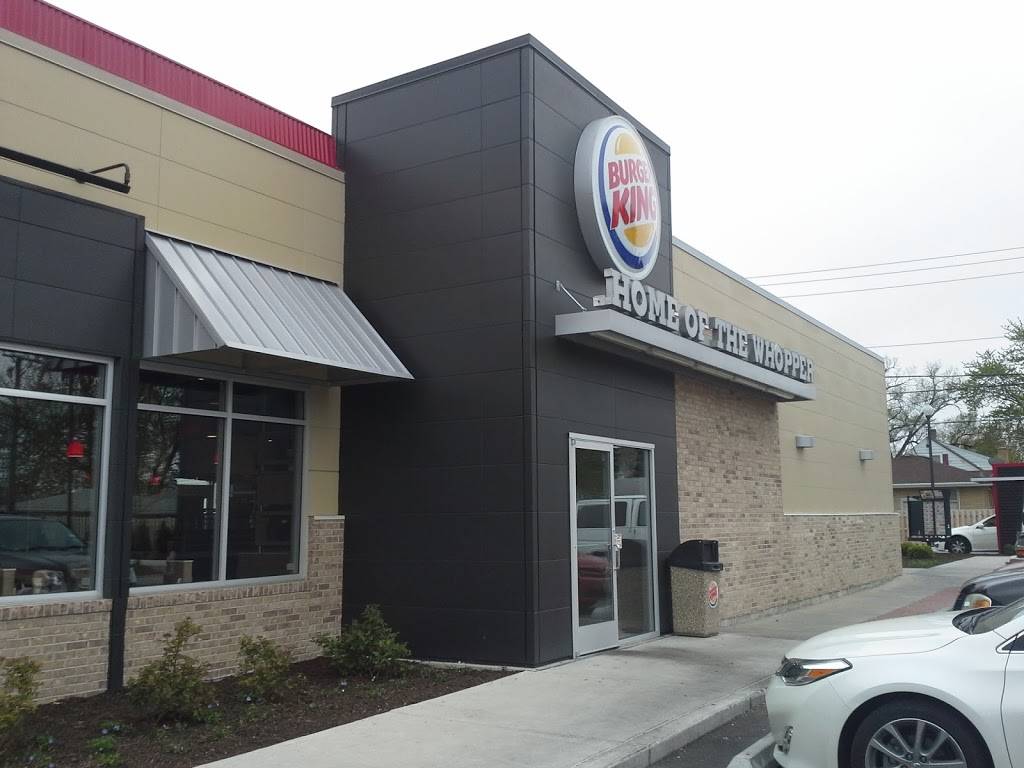 Burger King | restaurant | 16224 S South Park Ave, South Holland, IL 60473, USA | 7085664541 OR +1 708-566-4541