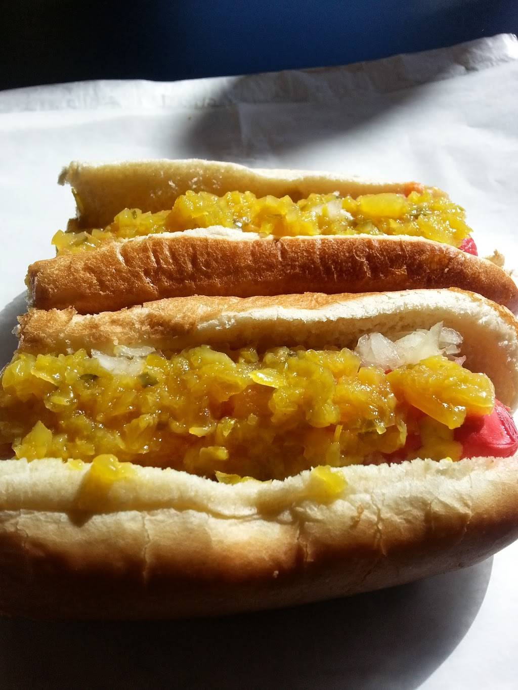 Miss Griffins Footlong Hot Dogs | restaurant | 847 E Main St, Chattanooga, TN 37408, USA | 4232655280 OR +1 423-265-5280