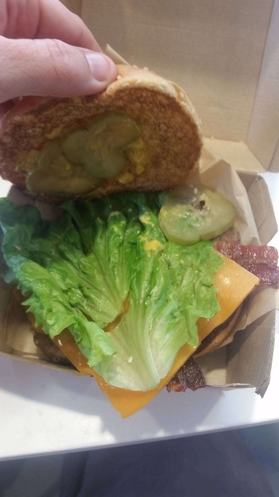 McDonalds | cafe | 269 Caradoc St S, Strathroy, ON N7G 2P3, Canada | 5192453821 OR +1 519-245-3821