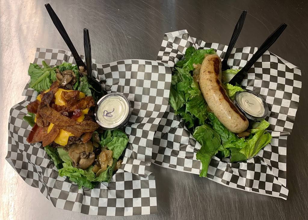 Bradys Brats & Burgers | restaurant | 39333 Proctor Blvd, Sandy, OR 97055, USA | 5034820532 OR +1 503-482-0532