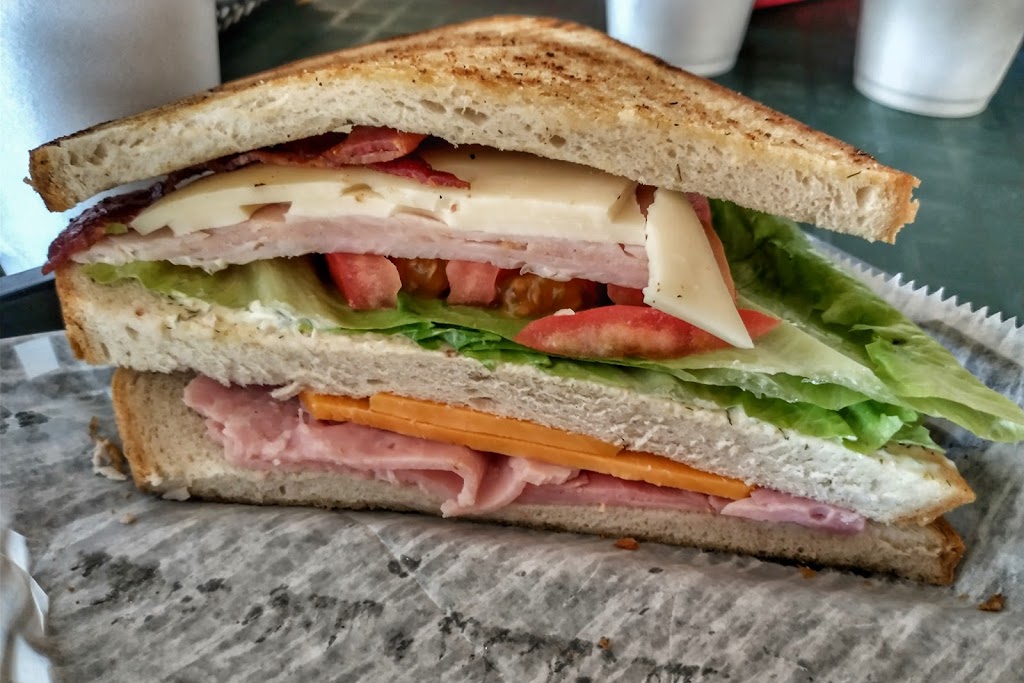 Hub Staceys at The Point | restaurant | 5851 Galvez Rd, Pensacola, FL 32507, USA | 8504970071 OR +1 850-497-0071