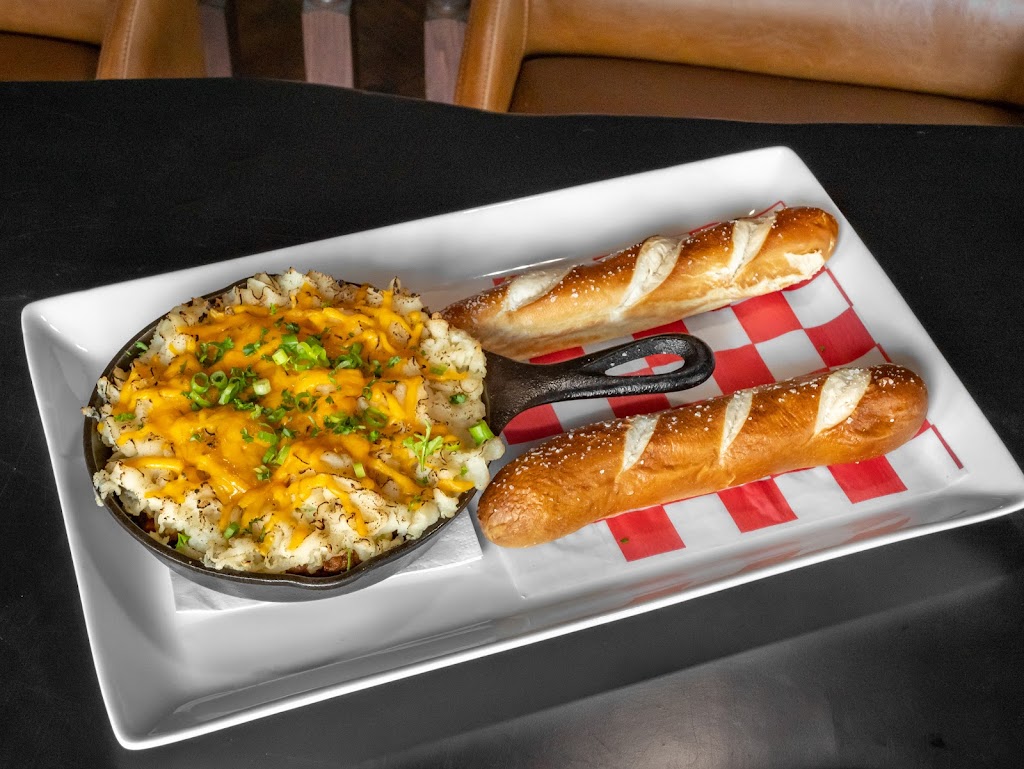 Blackfriar Pub | restaurant | 6341 La Vista Dr, Dallas, TX 75214, USA | 2142380745 OR +1 214-238-0745