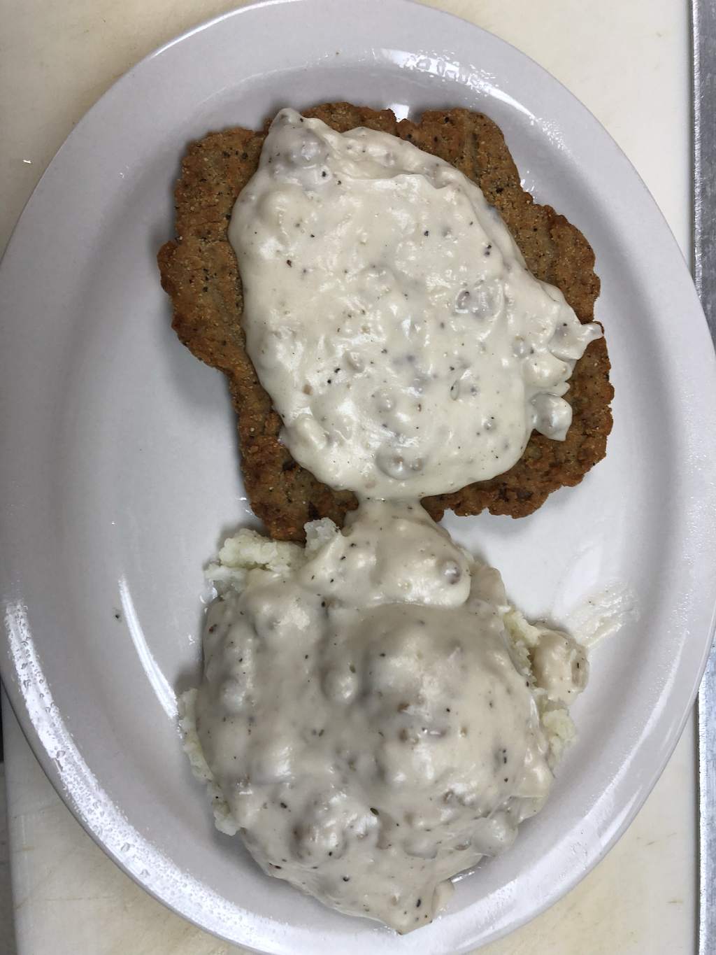 Bear’s 105 Diner | restaurant | 3034 Lansing Rd, Perry, MI 48872, USA | 5176255566 OR +1 517-625-5566