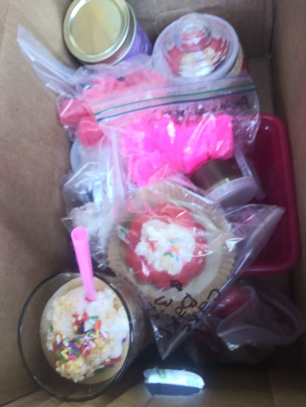 Long John Silvers | restaurant | 400 S 1st St, La Grange, KY 40031, USA | 5022227008 OR +1 502-222-7008