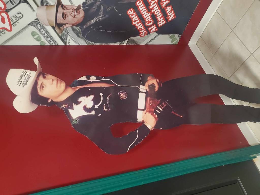 Narcos Mexican Food | restaurant | 4604 E 10th St, Indianapolis, IN 46201, USA | 3174999995 OR +1 317-499-9995