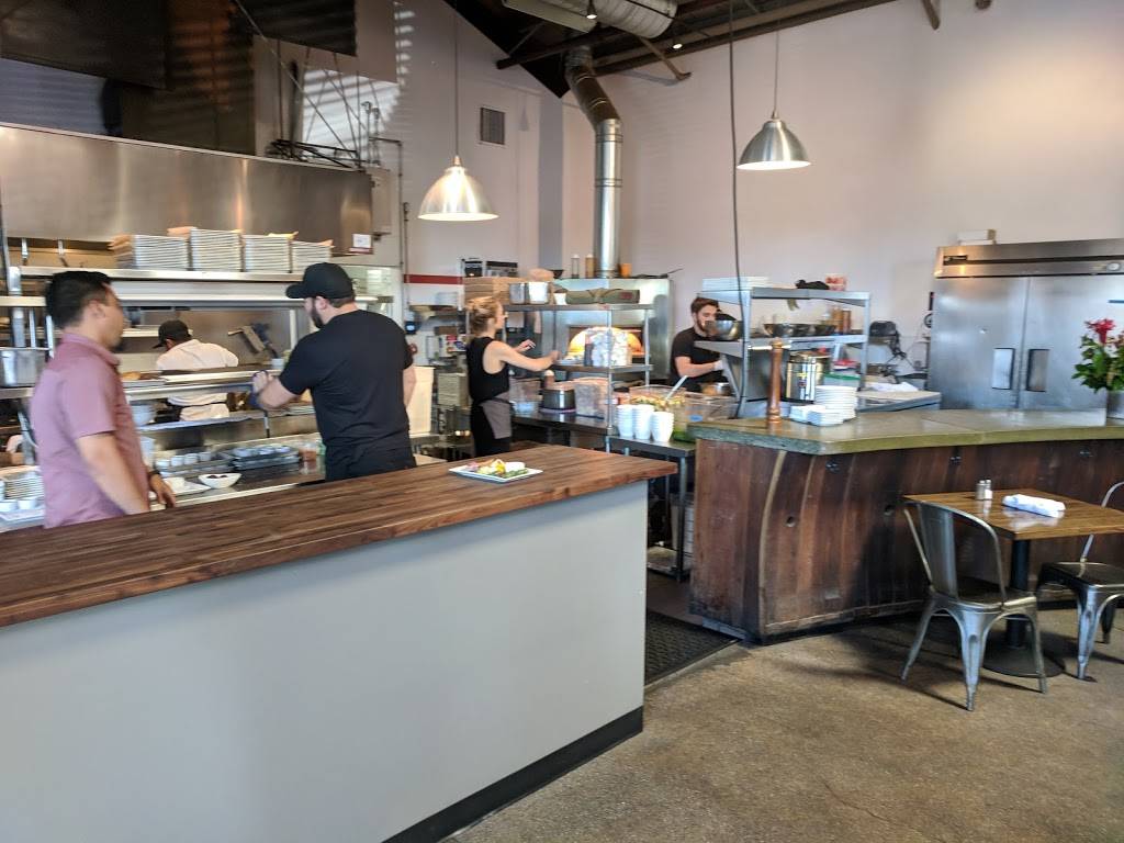 West End Tap and Kitchen | restaurant | 334 Ingalls St d, Santa Cruz, CA 95060, USA | 8314718115 OR +1 831-471-8115