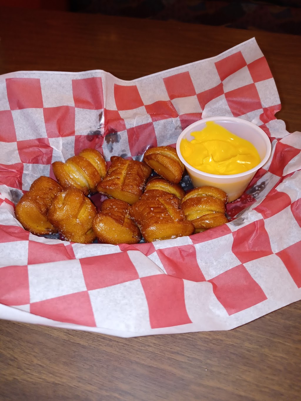 Black Powder Bar & Grill | restaurant | 1007 US Hwy 136, Franklin, NE 68939, USA | 3084259919 OR +1 308-425-9919