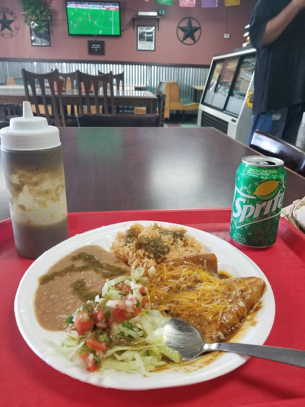 Jilbertos | restaurant | 4434 Main St, Dallas, TX 75226, USA | 2148265417 OR +1 214-826-5417