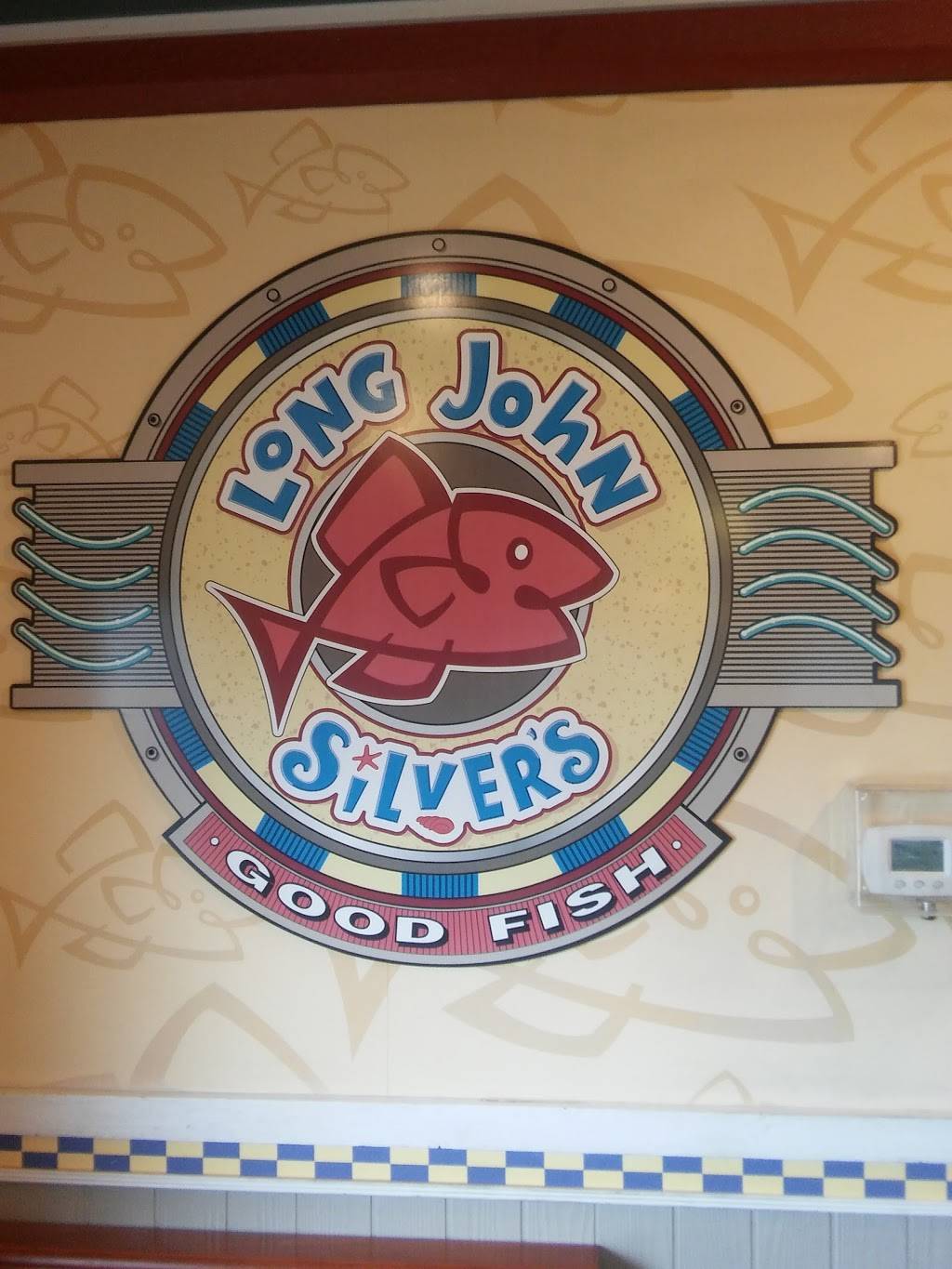 Long John Silvers | restaurant | 3055 Henry St, Muskegon, MI 49441, USA | 2317331760 OR +1 231-733-1760