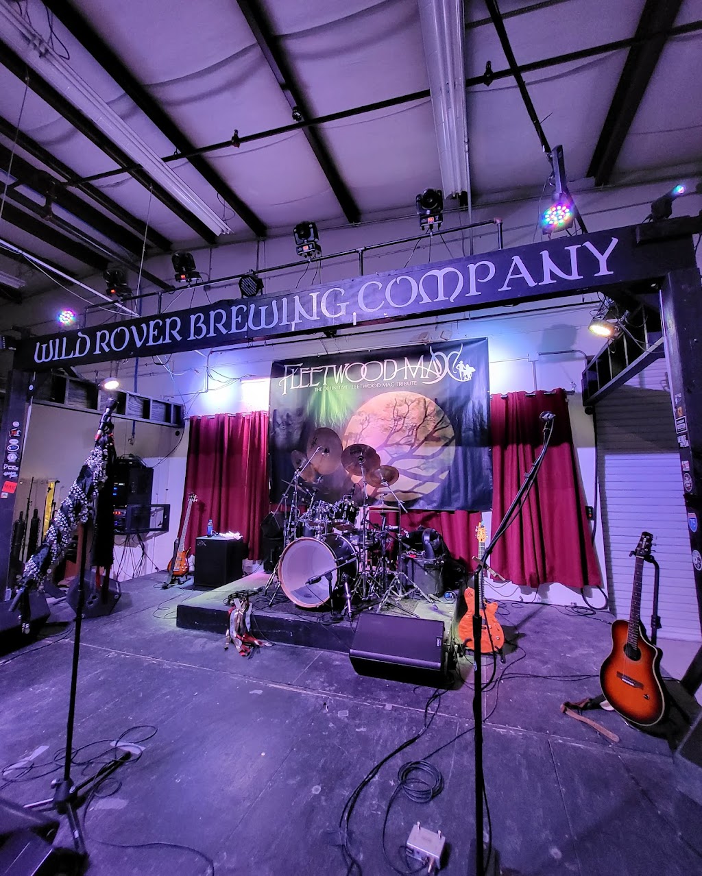 Wild Rover Brewing Company | restaurant | 13921 Lynmar Blvd, Tampa, FL 33626, USA | 8134755995 OR +1 813-475-5995