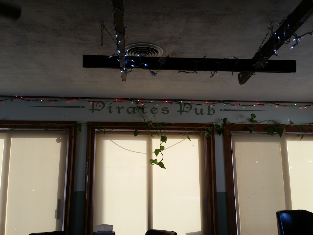 Pirates Convenience Store | restaurant | 28298 Angostura Rd, Hot Springs, SD 57747, USA | 6057455055 OR +1 605-745-5055