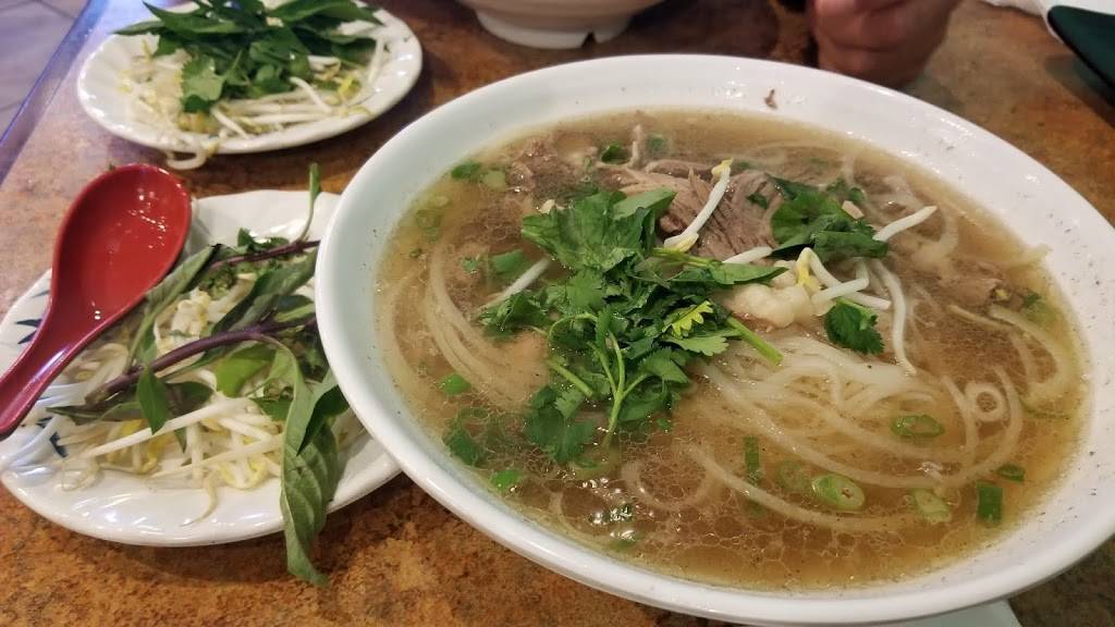 Rosies Pho Asian Noodles | restaurant | 2001 TX-6BUS, College Station, TX 77840, USA | 9796808580 OR +1 979-680-8580