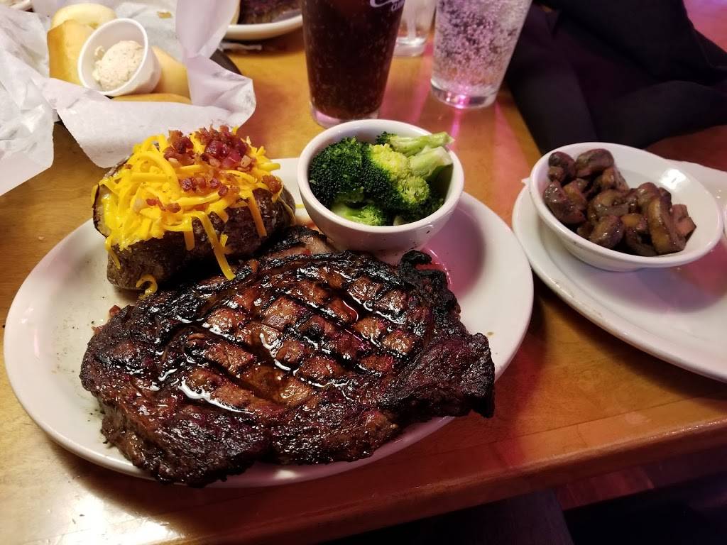Texas Roadhouse | restaurant | 29485 John R Rd, Madison Heights, MI 48071, USA | 2485456609 OR +1 248-545-6609