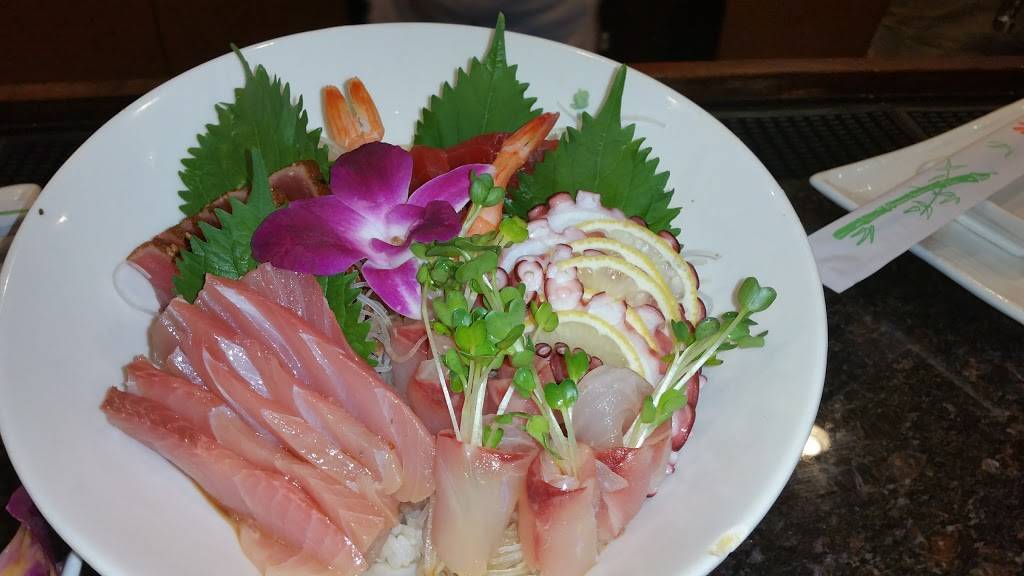 Akashi Sushi | restaurant | 9550 Spring Green Blvd, Katy, TX 77494, USA | 2813928800 OR +1 281-392-8800