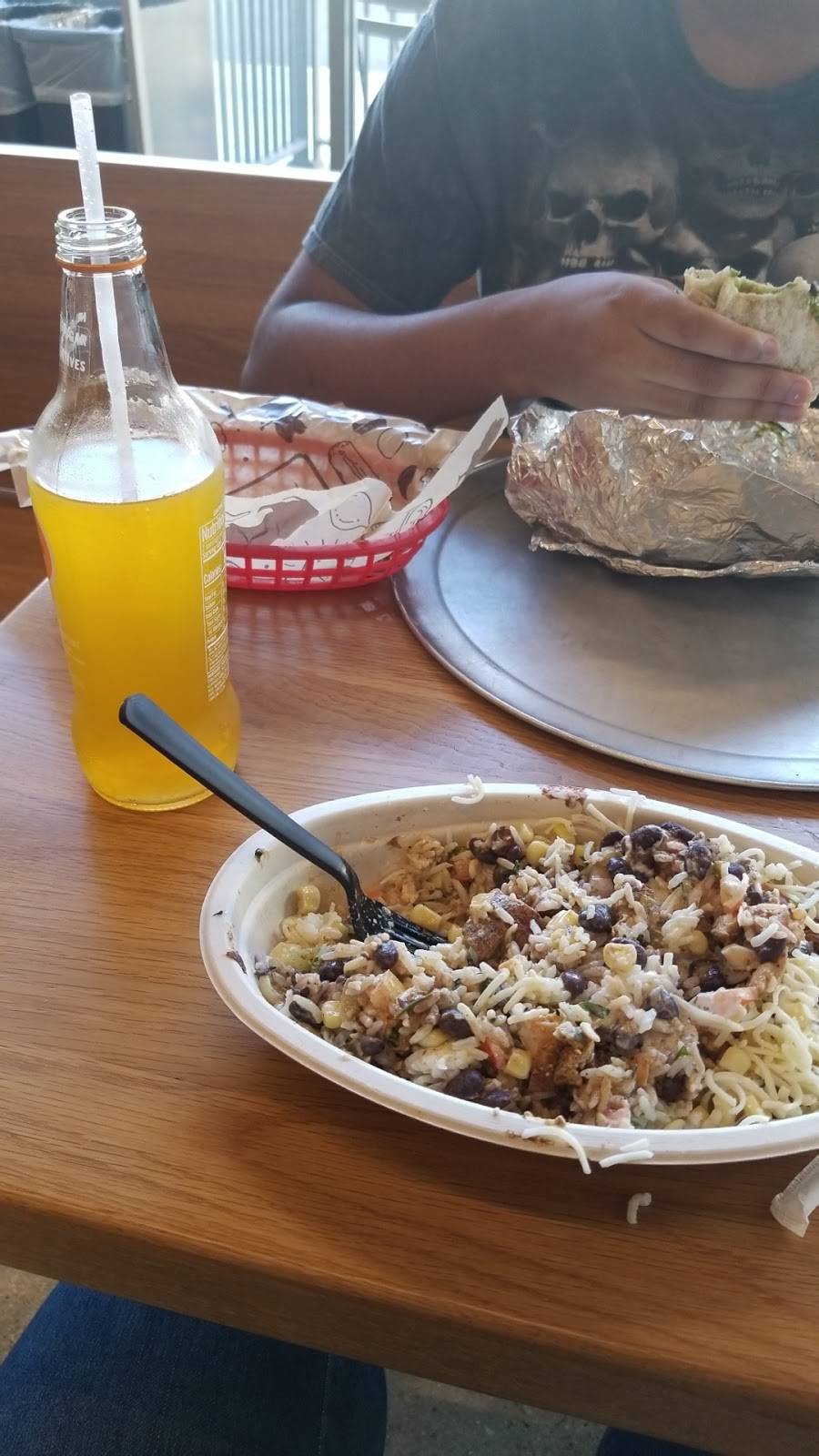 Chipotle Mexican Grill | restaurant | 245 Pine Ave Ste 190, Long Beach, CA 90802, USA | 5624329472 OR +1 562-432-9472