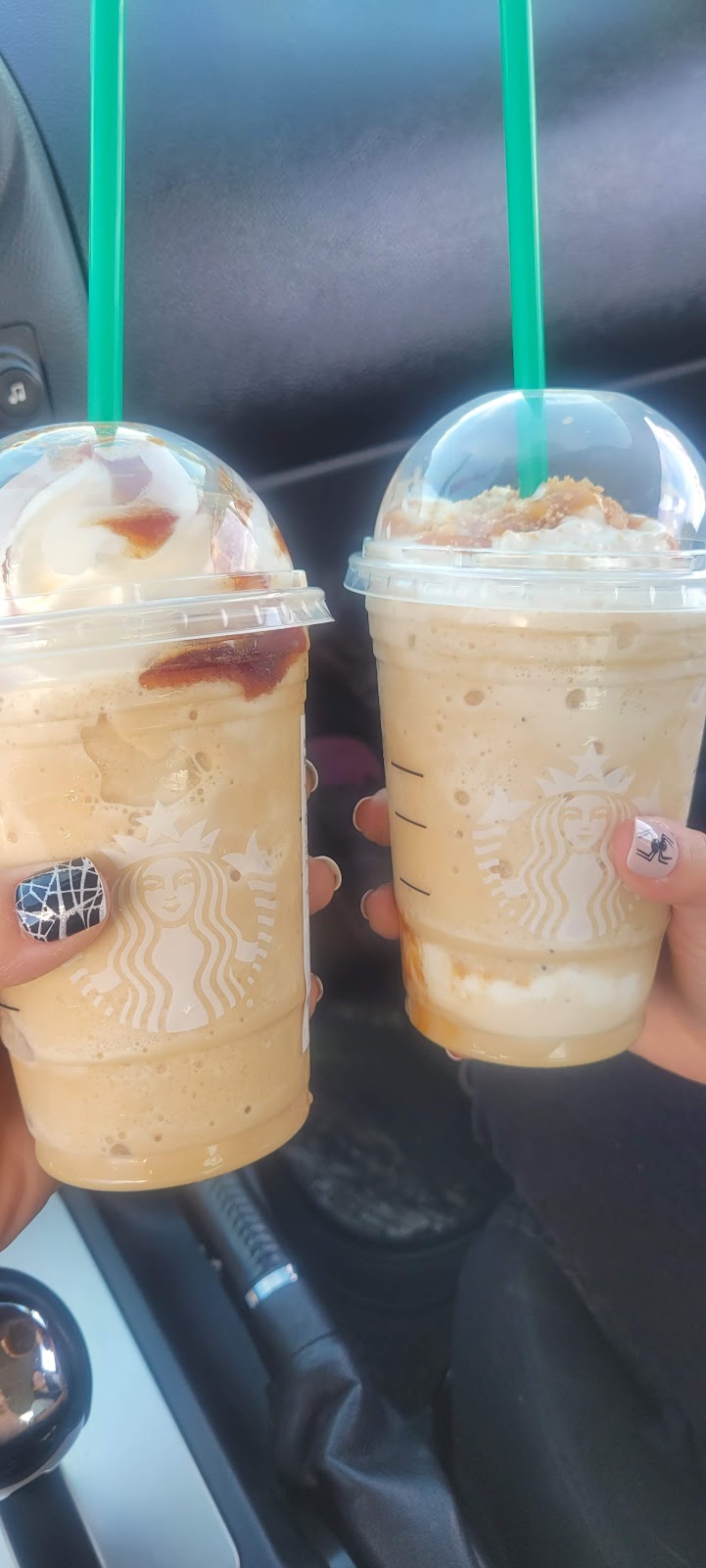 Starbucks | cafe | 700 Eagleridge Blvd, Pueblo, CO 81008, USA | 7195421124 OR +1 719-542-1124