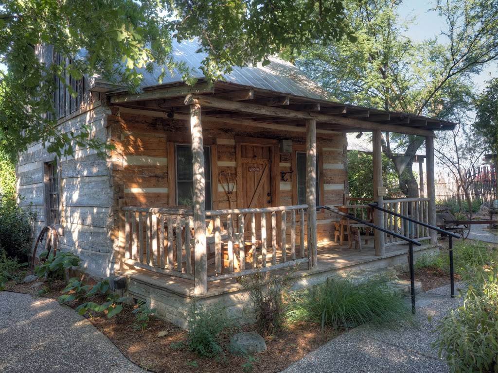 Cotton Gin Village | restaurant | 2805 S State Hwy 16, Fredericksburg, TX 78624, USA | 8309908381 OR +1 830-990-8381