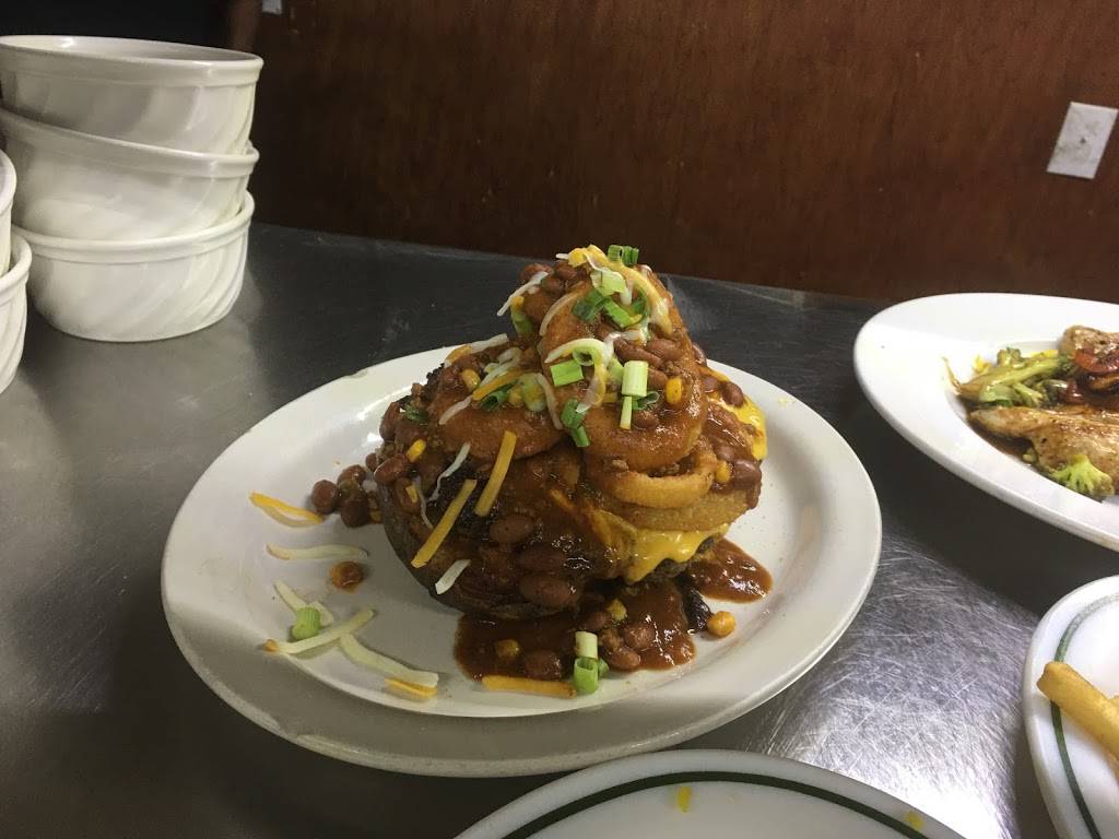 Fire By The Lake | restaurant | 3370 AL-69, Guntersville, AL 35976, USA | 2564862525 OR +1 256-486-2525