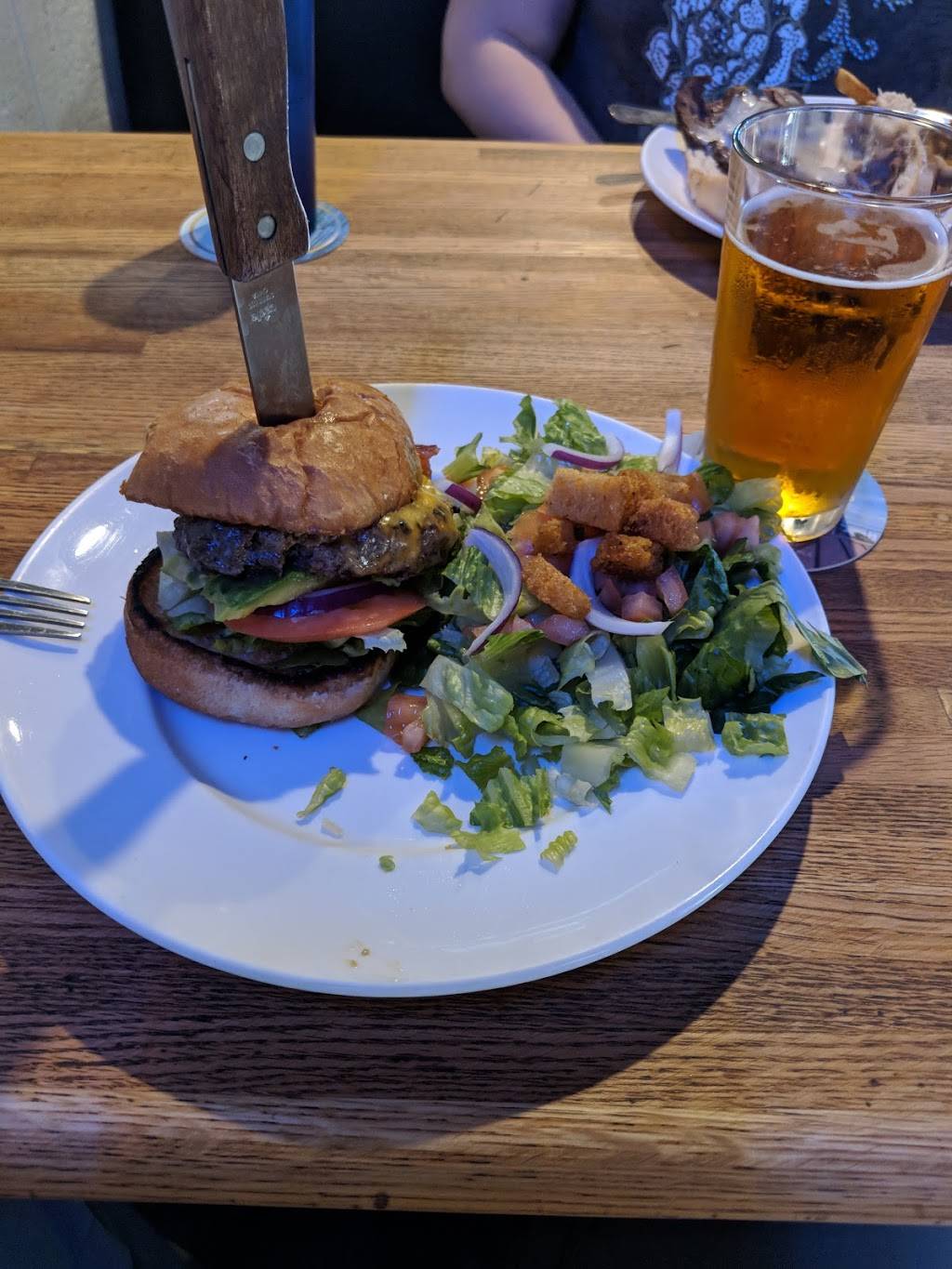 Marcis Sports Bar & Grill | restaurant | 28200 Bouquet Canyon Rd, Santa Clarita, CA 91350, USA | 6612968000 OR +1 661-296-8000