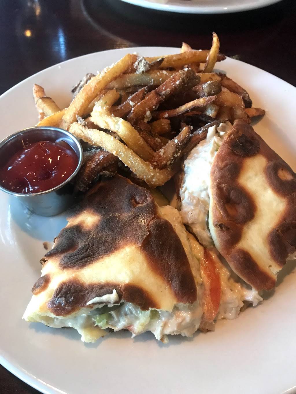 Social | restaurant | 320 Washington St, Newton, MA 02458, USA | 6172444800 OR +1 617-244-4800