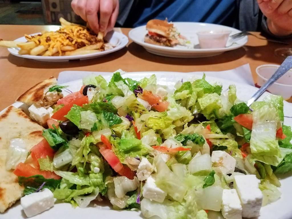 Monks Charburgers | meal takeaway | 22726 Vermont Ave, Torrance, CA 90502, USA | 3103207400 OR +1 310-320-7400