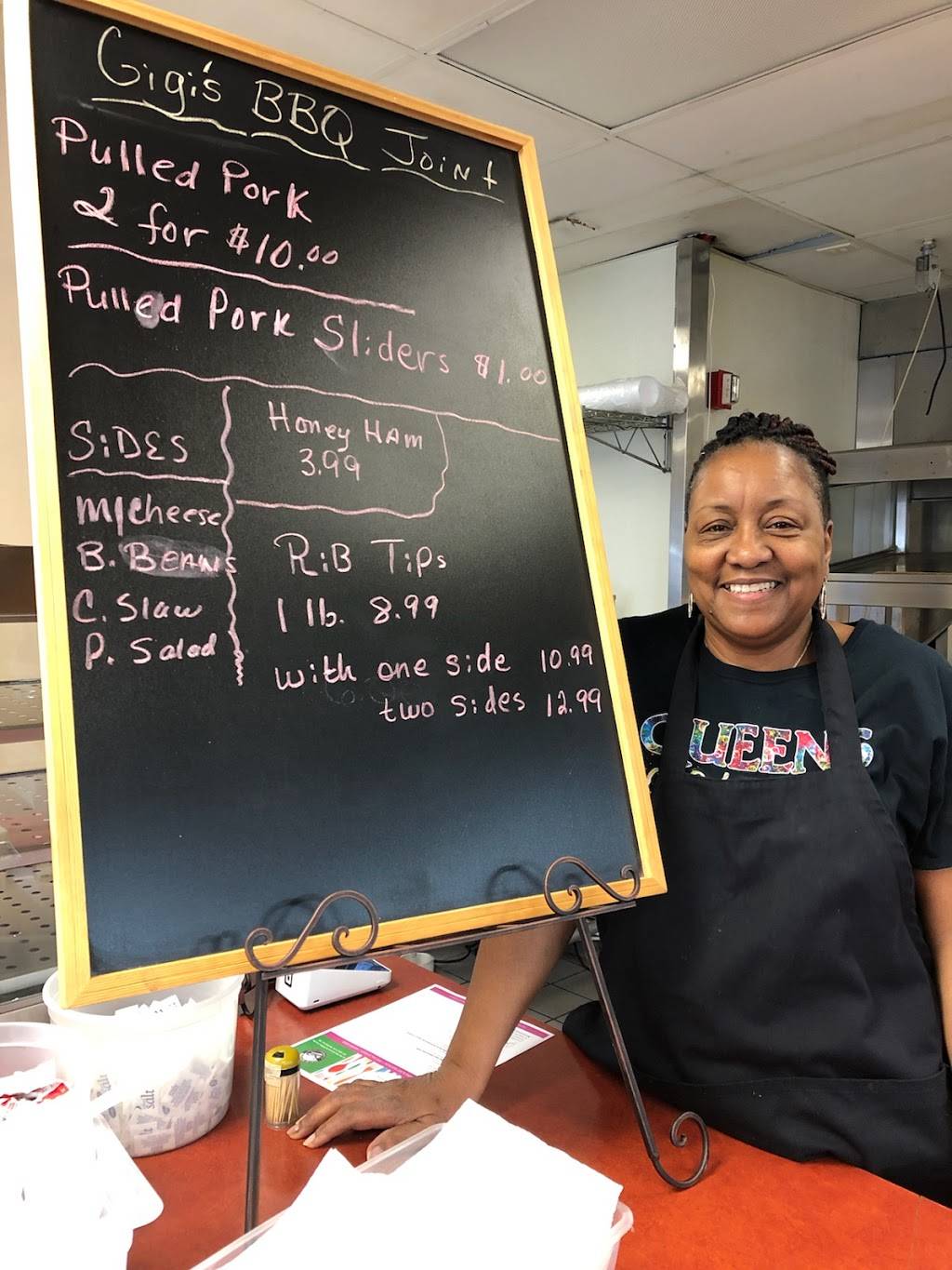 Gigis bbq Joint | restaurant | 777 44th St SE, Grand Rapids, MI 49548, USA | 6162888996 OR +1 616-288-8996