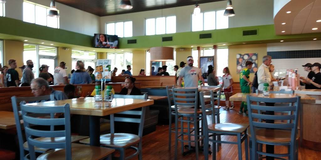PDQ Restaurant | restaurant | 5484 Lena Rd, Bradenton, FL 34211, USA | 9412094883 OR +1 941-209-4883