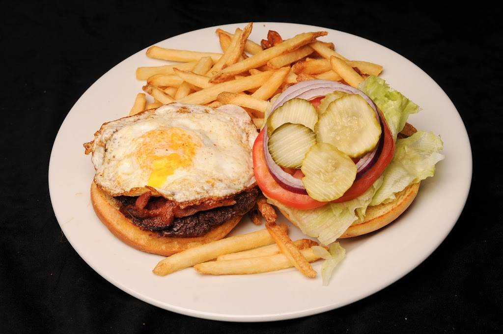 Sneakers American Grill | restaurant | 650 Laurel St, San Carlos, CA 94070, USA | 6508020177 OR +1 650-802-0177