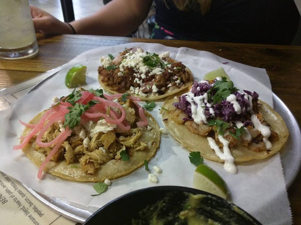 Pan Filos Co. Bar & Grill | restaurant | 656 S Gulfview Blvd, Clearwater Beach, FL 33767, USA | 7272404998 OR +1 727-240-4998