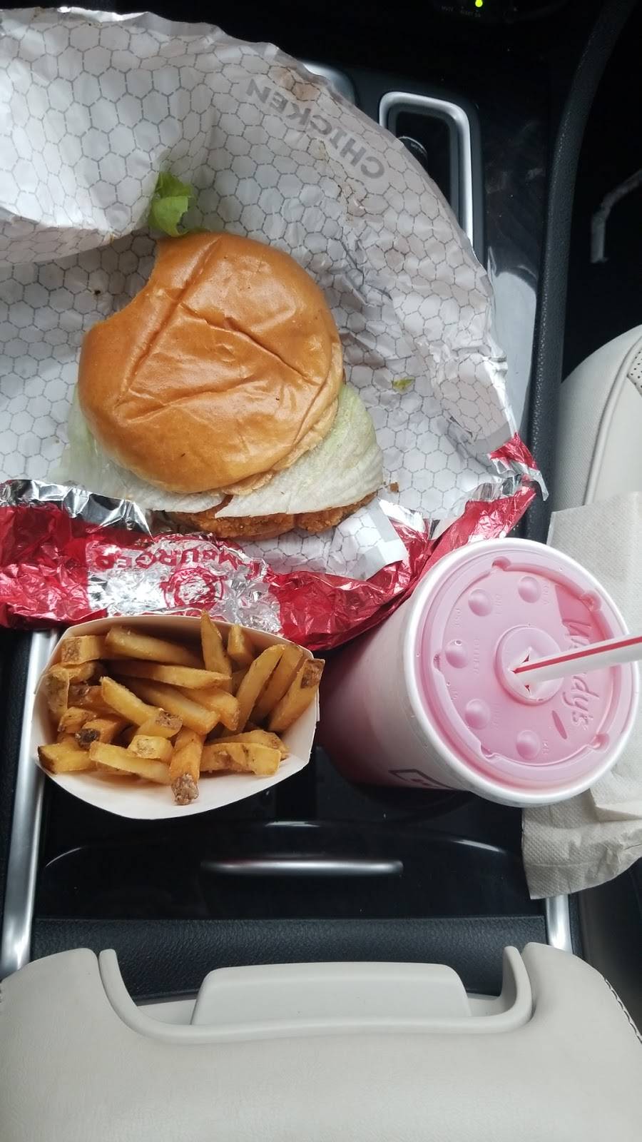 Wendys | restaurant | 28481 Telegraph Rd, Southfield, MI 48034, USA | 2483524474 OR +1 248-352-4474