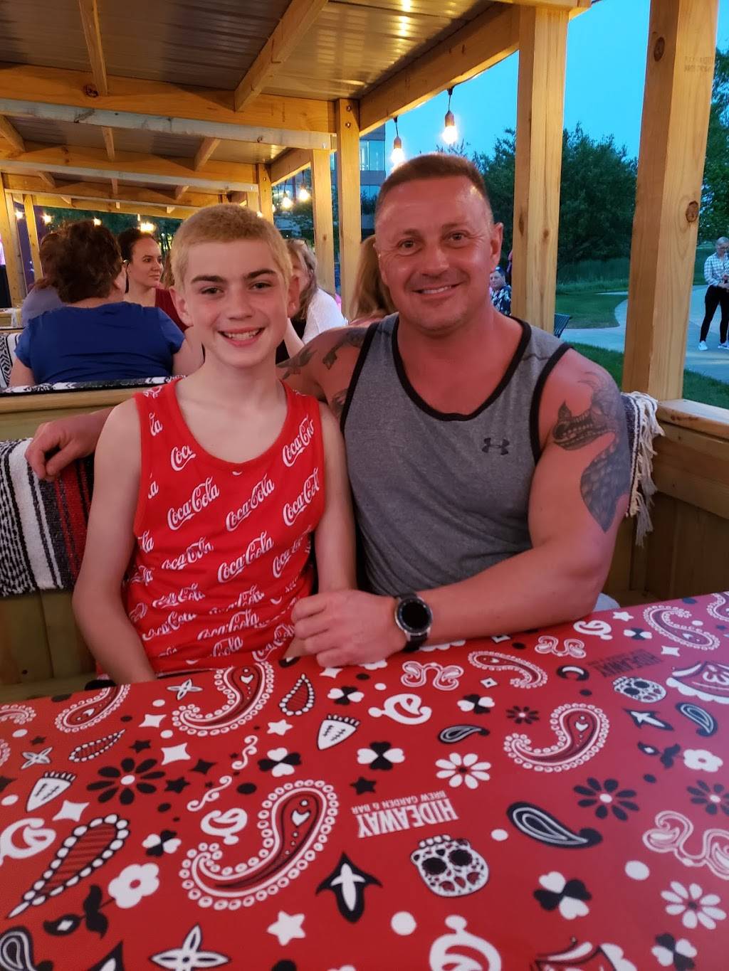 Hideaway Brew Garden | restaurant | Village Green, 5510 Prairie Stone Pkwy, Hoffman Estates, IL 60192, USA | 8476492221 OR +1 847-649-2221