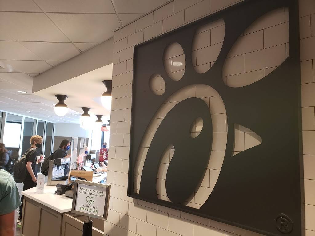 Chick-fil-A | restaurant | 320 Stanley Ave Grier Student Center, Greenwood, SC 29649, USA | 8643888221 OR +1 864-388-8221