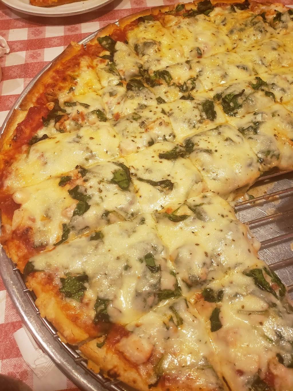 Aurelios Pizza | restaurant | 601 E 170th St, South Holland, IL 60473, USA | 7083330310 OR +1 708-333-0310