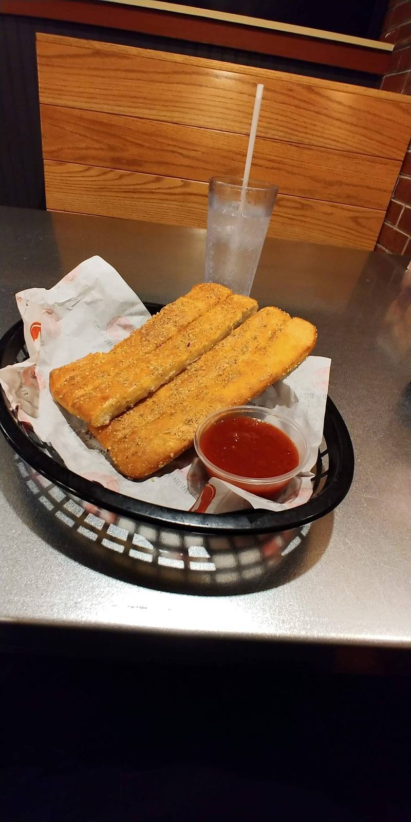 Pizza Hut | restaurant | 335 E White Horse Pike, Absecon, NJ 08205, USA | 6097480332 OR +1 609-748-0332