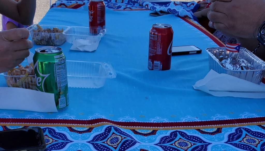 Sal PaFuera | restaurant | 1613 N Zaragoza Rd, El Paso, TX 79936, USA | 9157407927 OR +1 915-740-7927