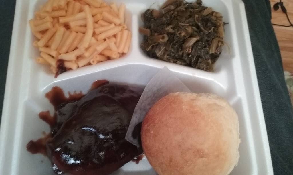 Ludorias Family Restaurant | restaurant | 188 Boomer Loop Rd, Boomer, WV 25031, USA | 3047792318 OR +1 304-779-2318