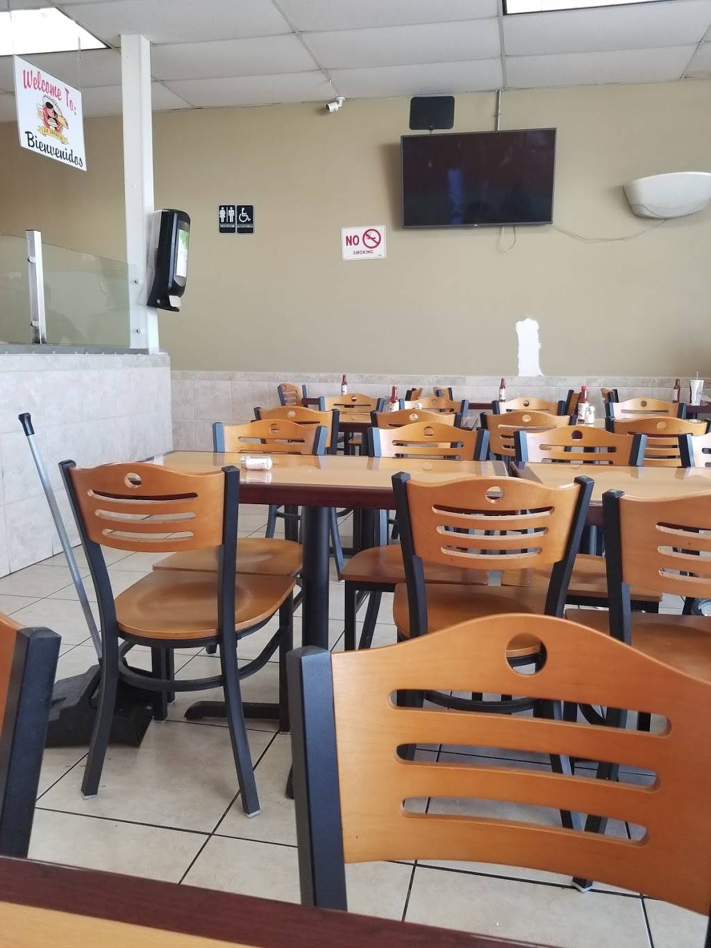 Tacos La Tapatia | restaurant | 8842 Limonite Ave, Riverside, CA 92509, USA | 9513601300 OR +1 951-360-1300