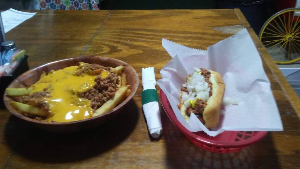 Boggs Pizza & Grill | restaurant | 220 Main St, Middlebourne, WV 26149, USA | 3047580554 OR +1 304-758-0554