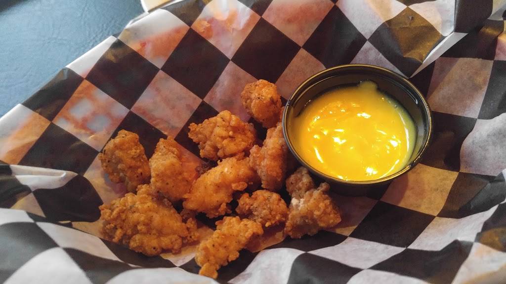 Black Hammock Restaurant | restaurant | 2316 Black Hammock Fish Camp Rd, Oviedo, FL 32765, USA | 4073651244 OR +1 407-365-1244