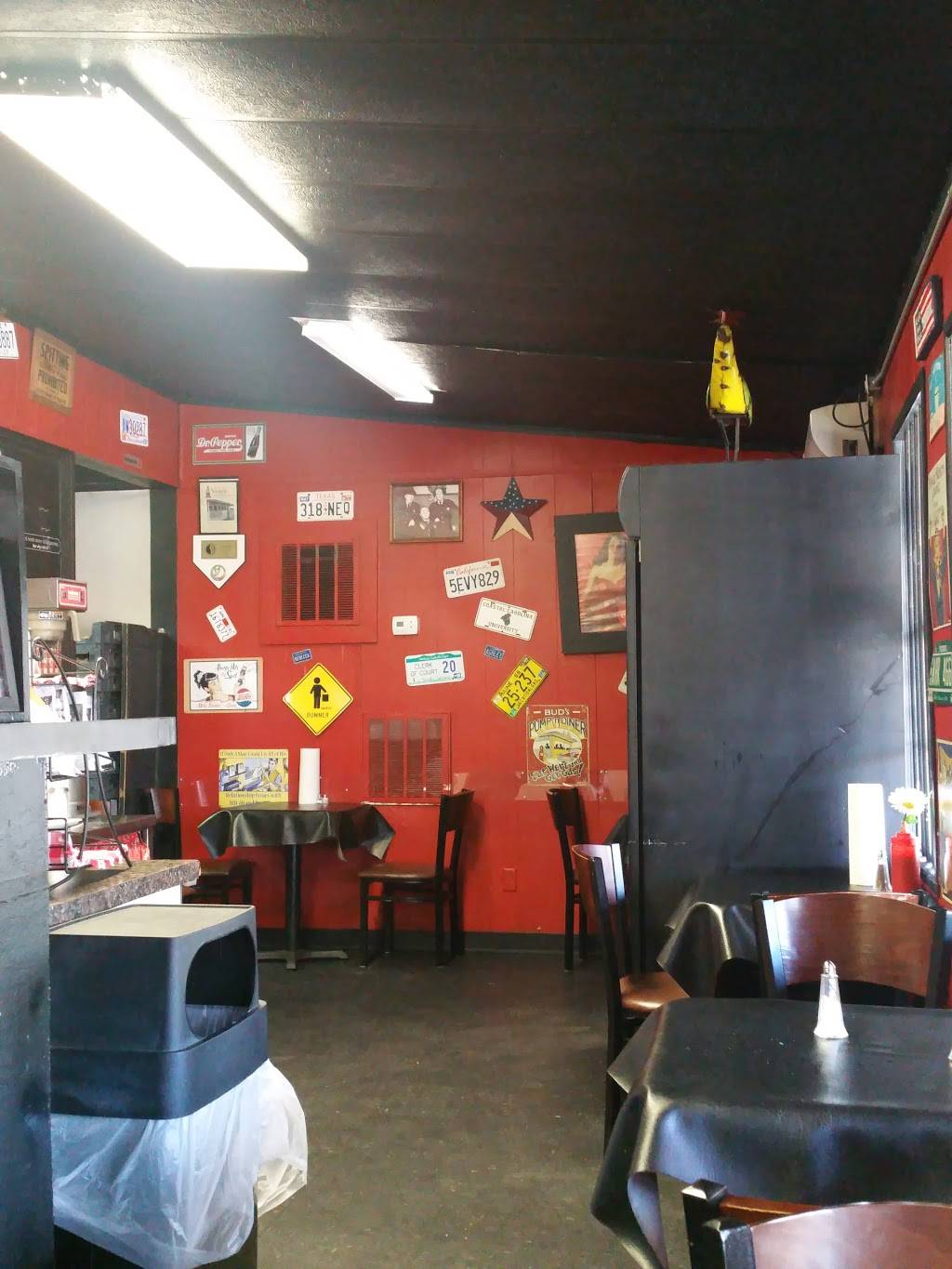 Road Runner Cafe | cafe | 1153 Kincaid Bridge Rd, Winnsboro, SC 29180, USA | 8036351600 OR +1 803-635-1600