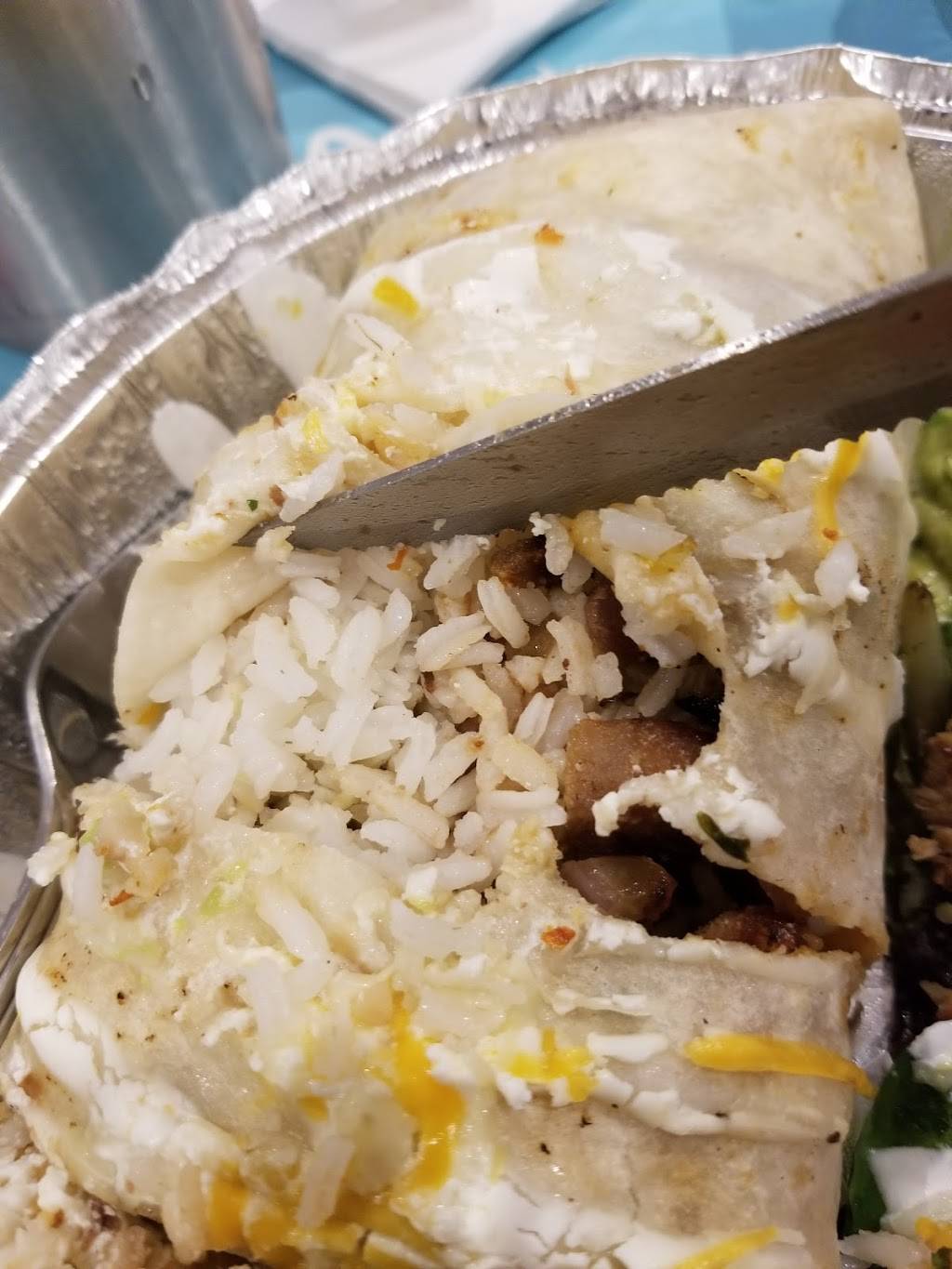 Esquina del Sabor | restaurant | 572 Grand St, Brooklyn, NY 11211, USA | 7183889314 OR +1 718-388-9314