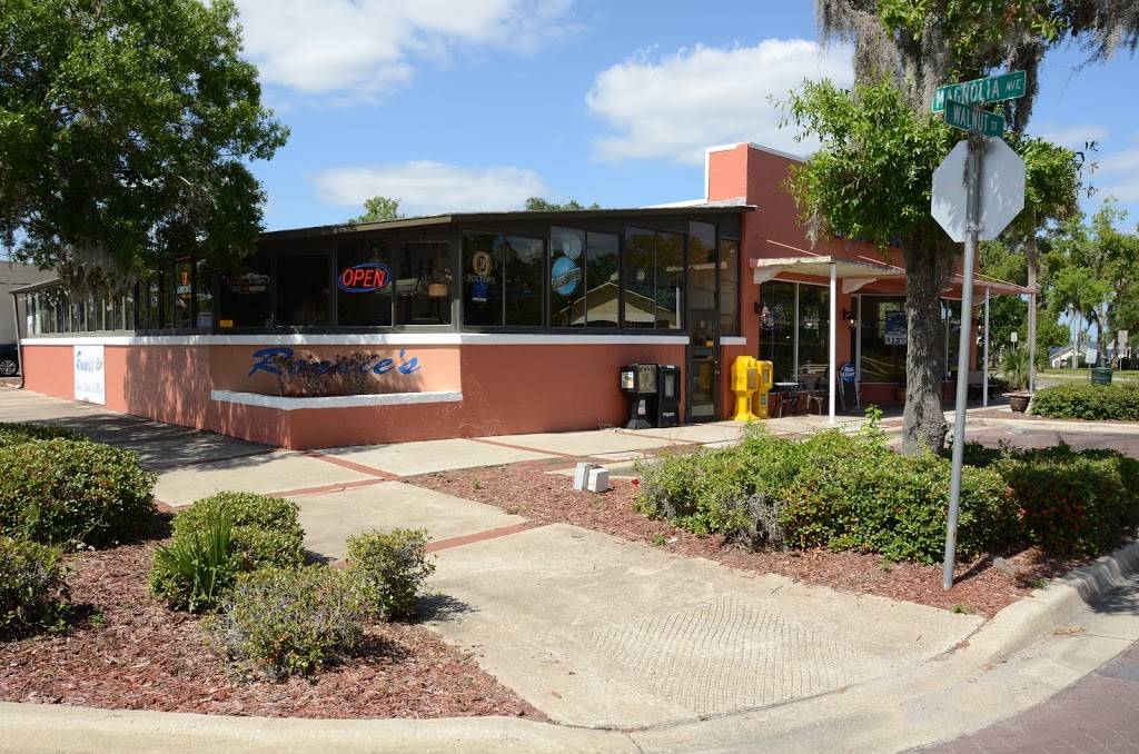 Ronnies Wings, Oysters and More | restaurant | 232 Walnut St, Green Cove Springs, FL 32043, USA | 9042844728 OR +1 904-284-4728