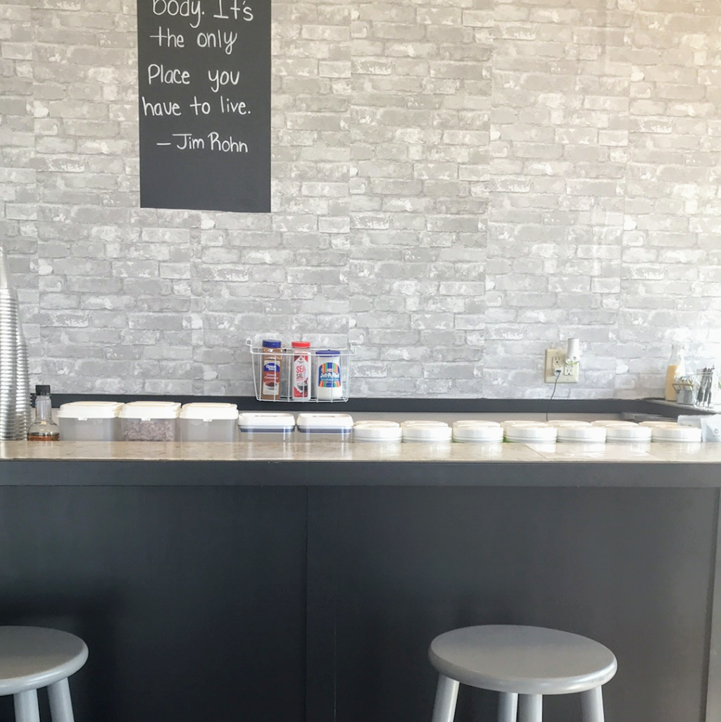 Lonestar Nutrition | restaurant | 2323 S Old Missouri Rd Suite B1, Springdale, AR 72764, USA | 4792256782 OR +1 479-225-6782