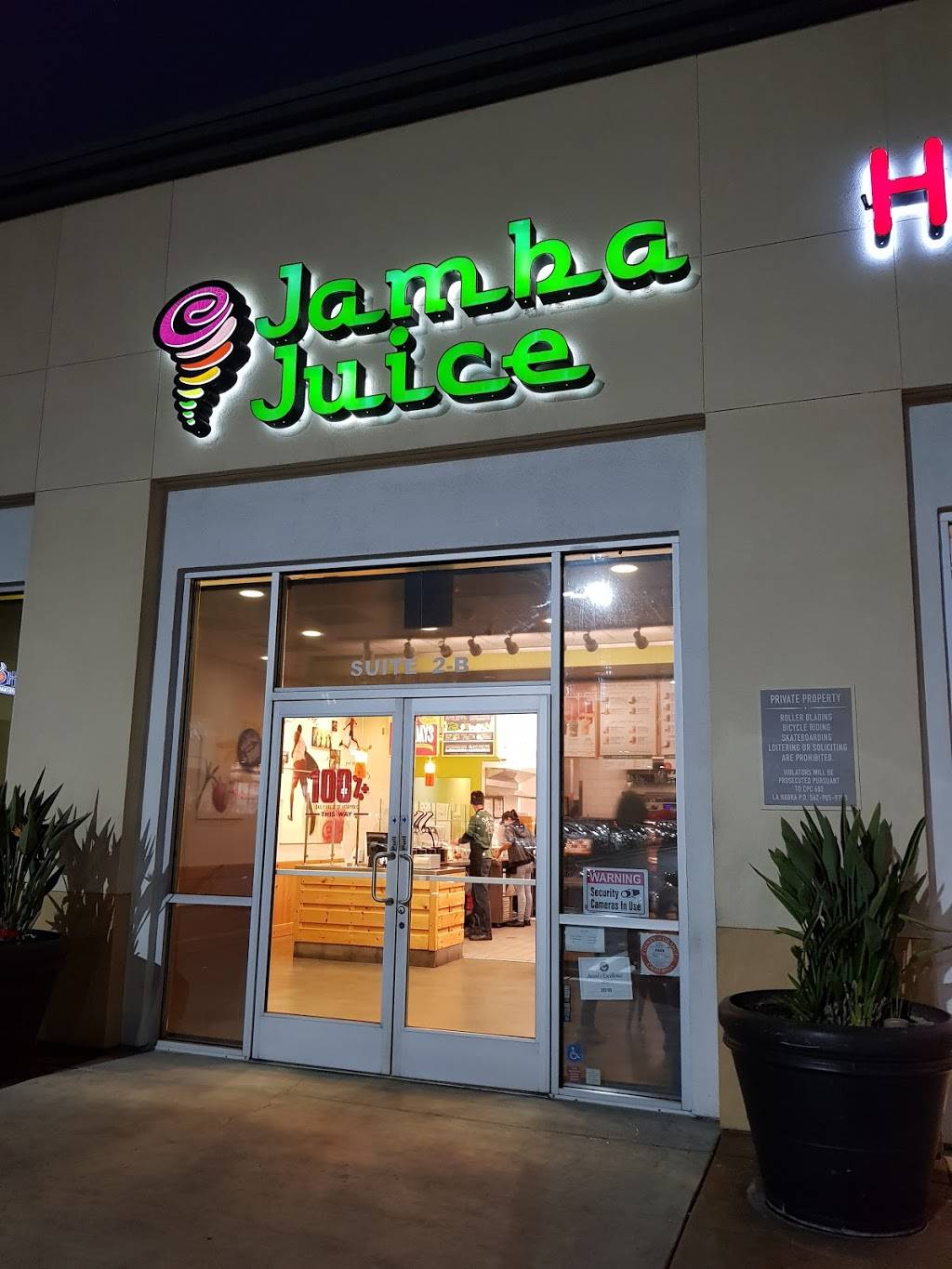 Jamba Juice Imperial Promenade | restaurant | 1040 W Imperial Hwy ste b, La Habra, CA 90631, USA | 7148701592 OR +1 714-870-1592