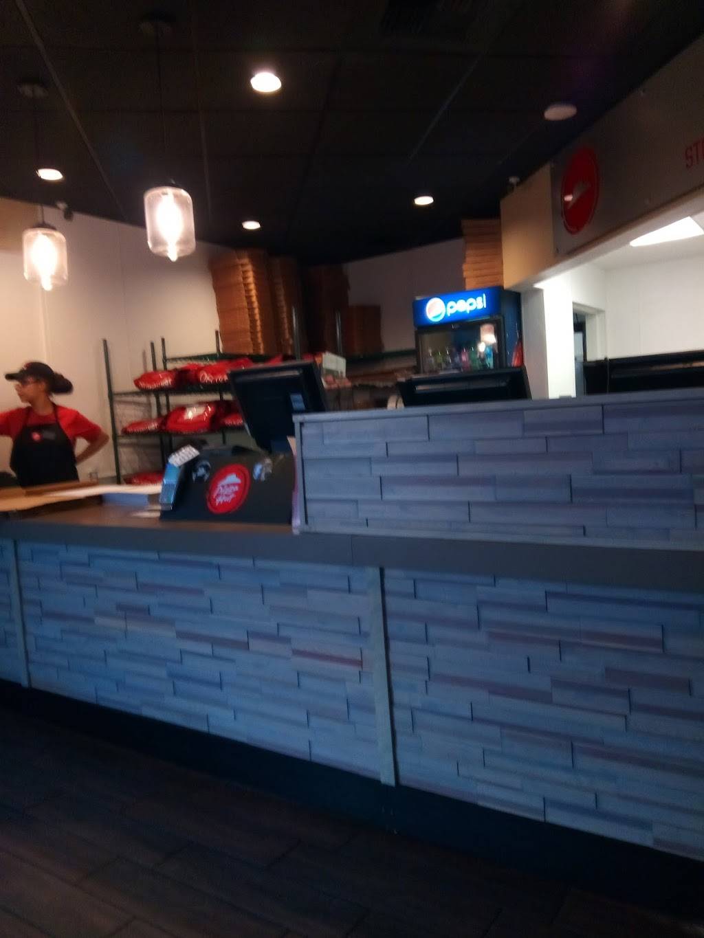 Pizza Hut | restaurant | 7860 West Ln Suite B3, Stockton, CA 95210, USA | 2094775191 OR +1 209-477-5191