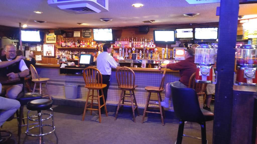 The Old Barn | restaurant | 9656 SW Barbur Blvd, Portland, OR 97219, USA | 5032457981 OR +1 503-245-7981