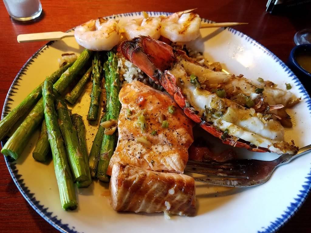 Red Lobster | restaurant | 8180 Rosedale Hwy, Bakersfield, CA 93312, USA | 6615899956 OR +1 661-589-9956