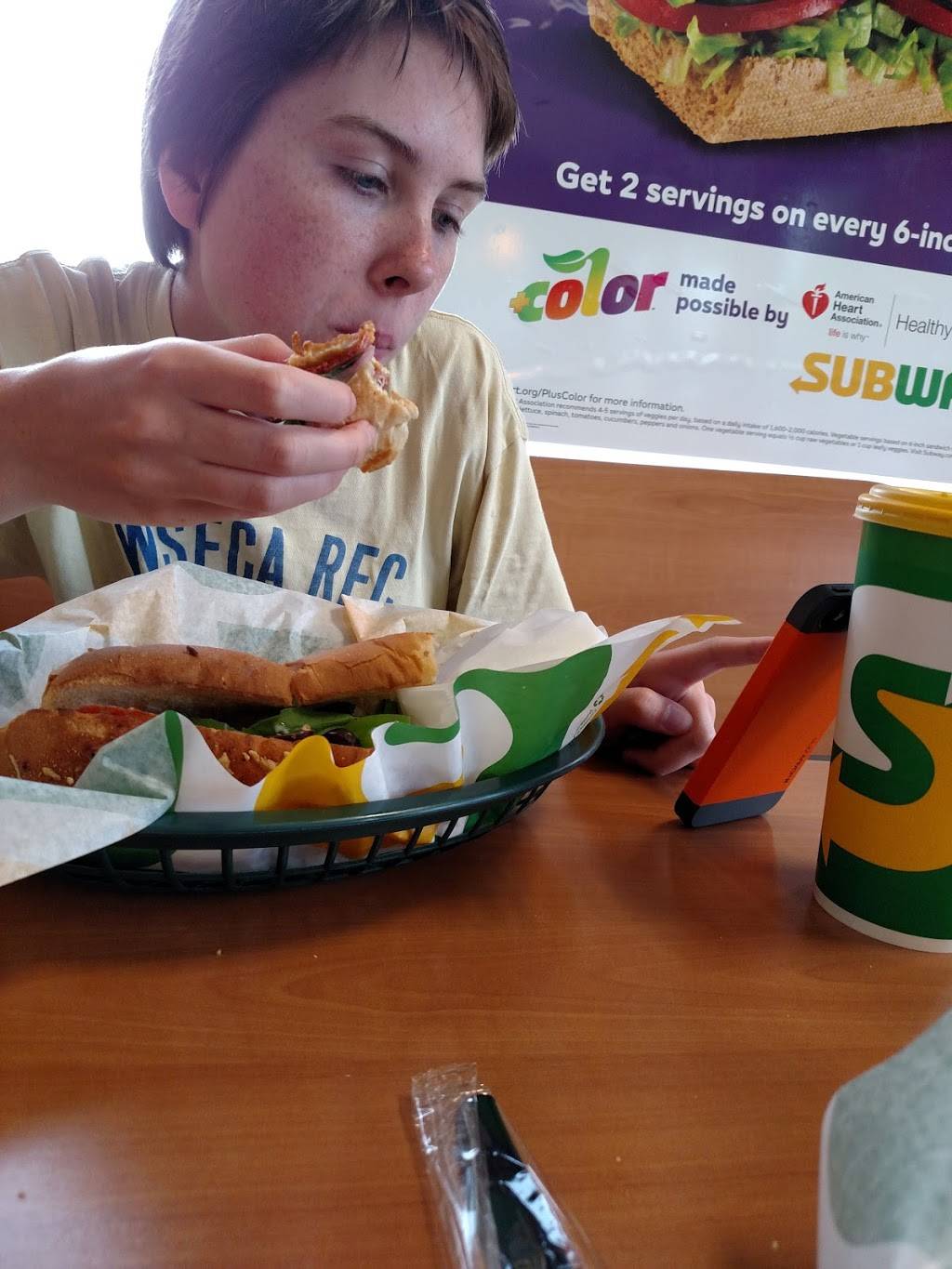 Subway Restaurants | restaurant | 312 N Oak Ave St, Owatonna, MN 55060, USA | 5074516062 OR +1 507-451-6062